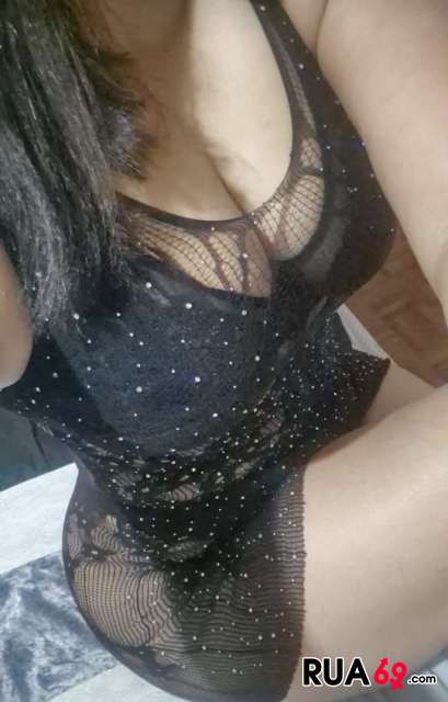 925758232 Recém chegada Fran Linda 409