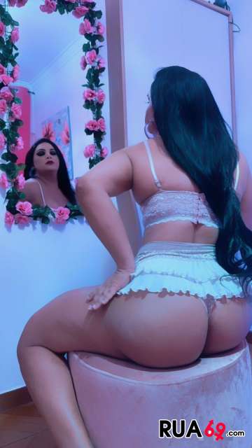 Travesti provocante 360