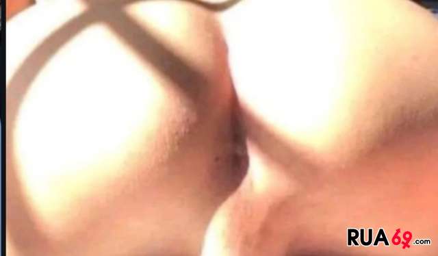 Dou o cuzinho gratis a machos com tusa 640