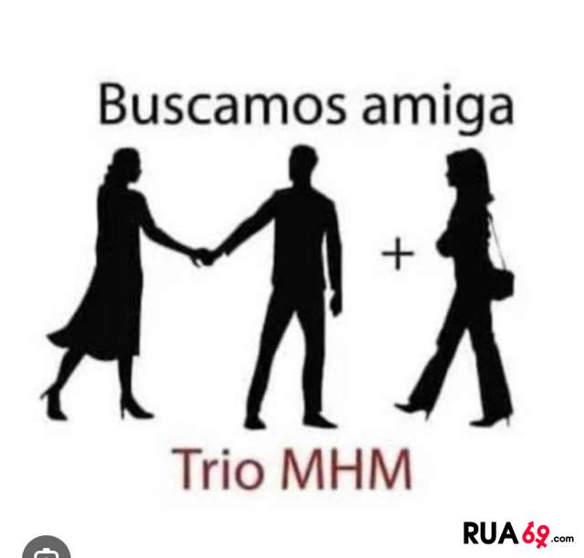 Casal procura mulher 