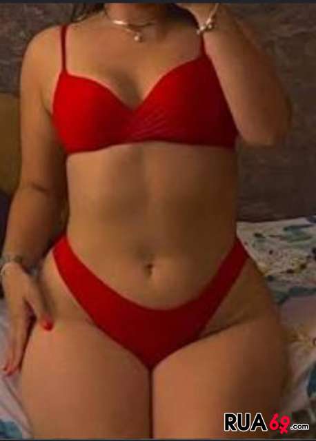 Portuguesa e colombiana massagem corpo a corpo 458