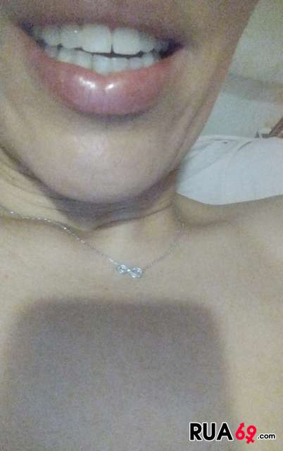 Magnífica portuguesa trintona sensual higiénica explicativa macia simpática  402