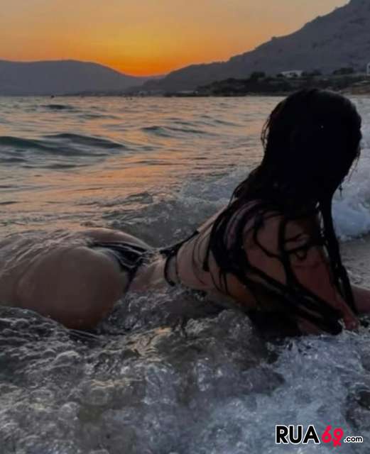 FERNANDA MORENA TODA NATURAL 521