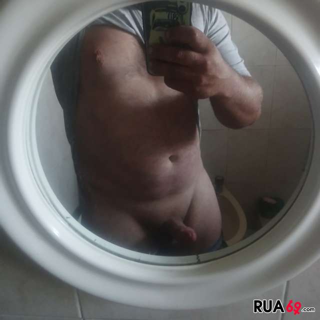 Procuro mulheres para lamber cona 640