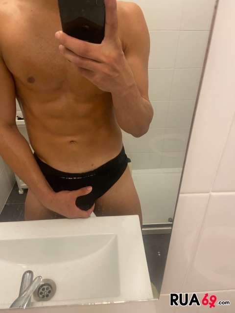 Acompanhante 60€ 480