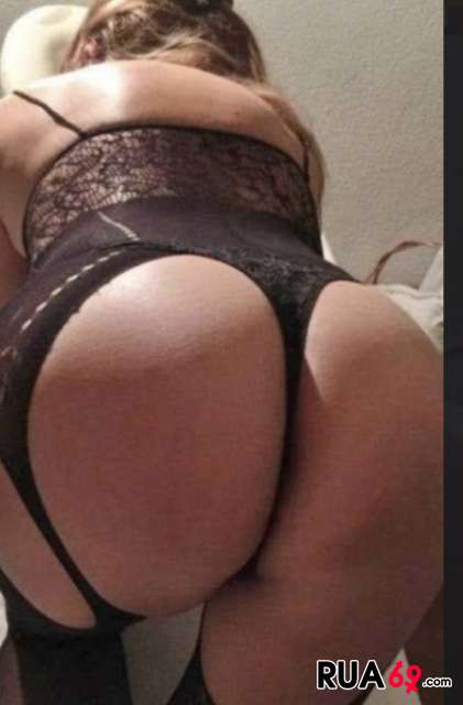 Rainha do oral e do Anal  421