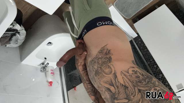 Moreno tatuado  640