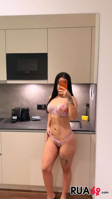 Bonequinha fotos reais 360