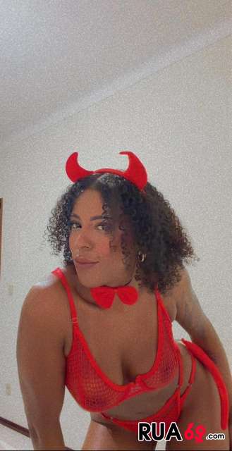 Hoje vou ta atendendo assim, algum macho pra apagar meu fogo?🔥🌶️🔥🫦 329