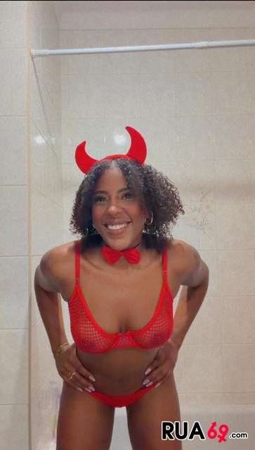 Hoje vou ta atendendo assim, algum macho pra apagar meu fogo?🔥🌶️🔥🫦 363