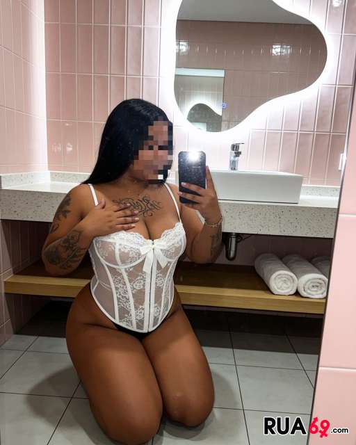 963039161 vem se deliciar com essa morena gostosa 512